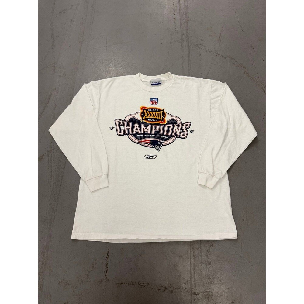Vintage New England Patriots Reebok Men’s Long Sleeve Tee Size Medium